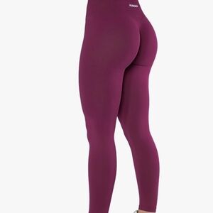 AUROLA Dream Collection Magenta Leggings